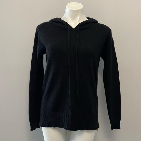 C by Bloomingdales Cashmere Hoodie Sweater Black XS High Low Side Slits Pullover - Picture 4 of 12